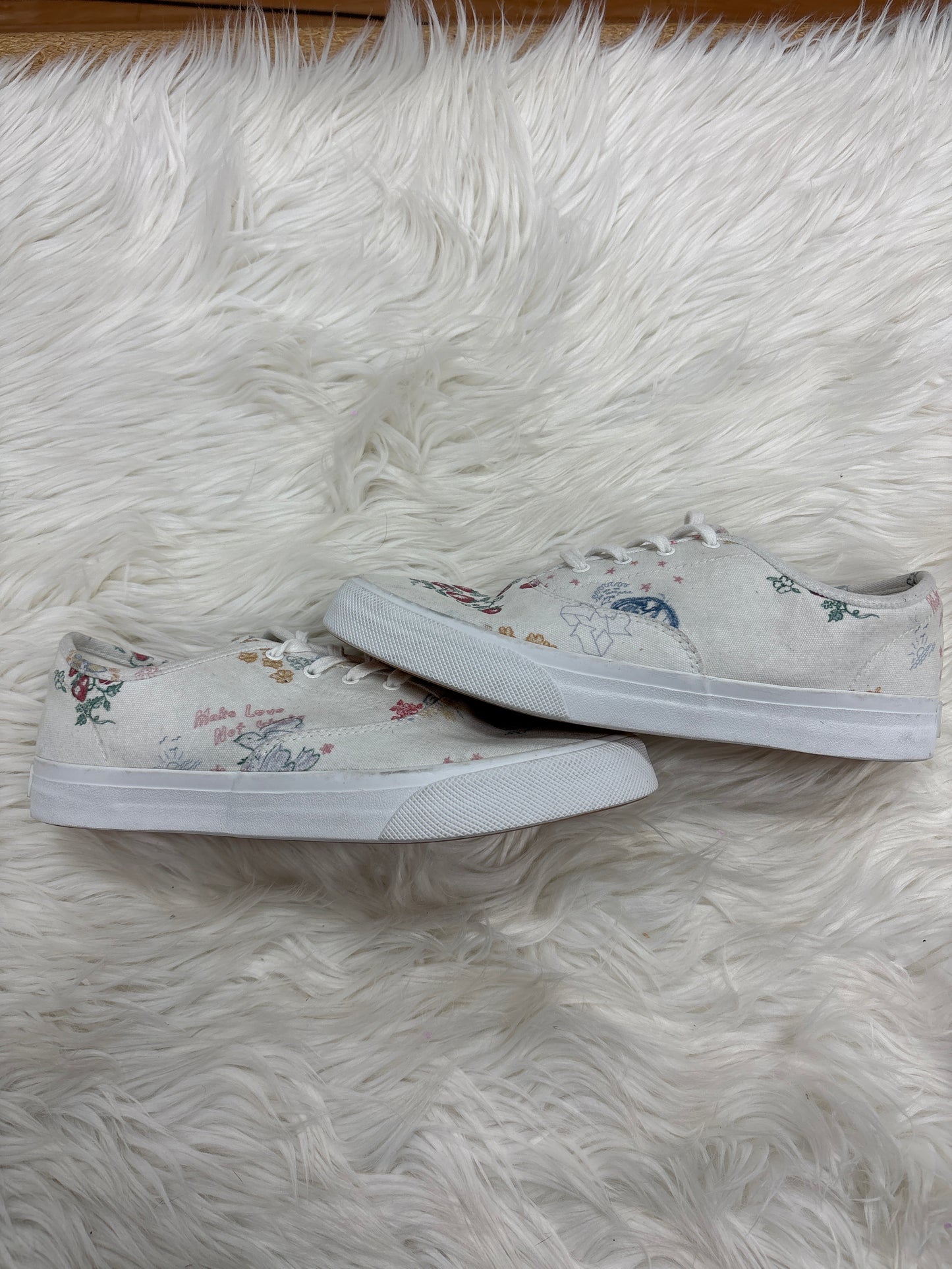 Shoes Sneakers By Reformation In White, Size:11