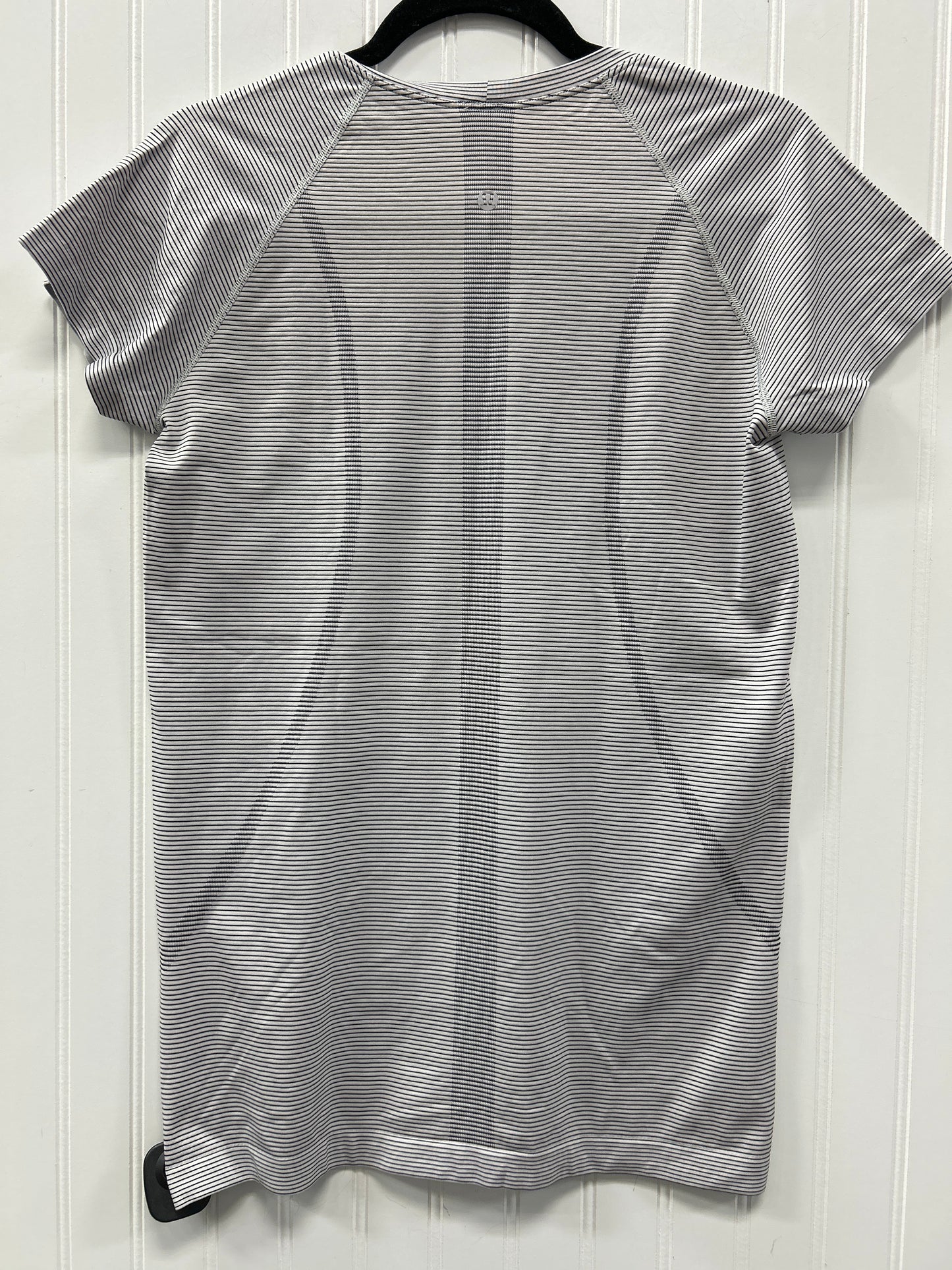 Athletic Top Ss By Lululemon In Black & White, Size:10