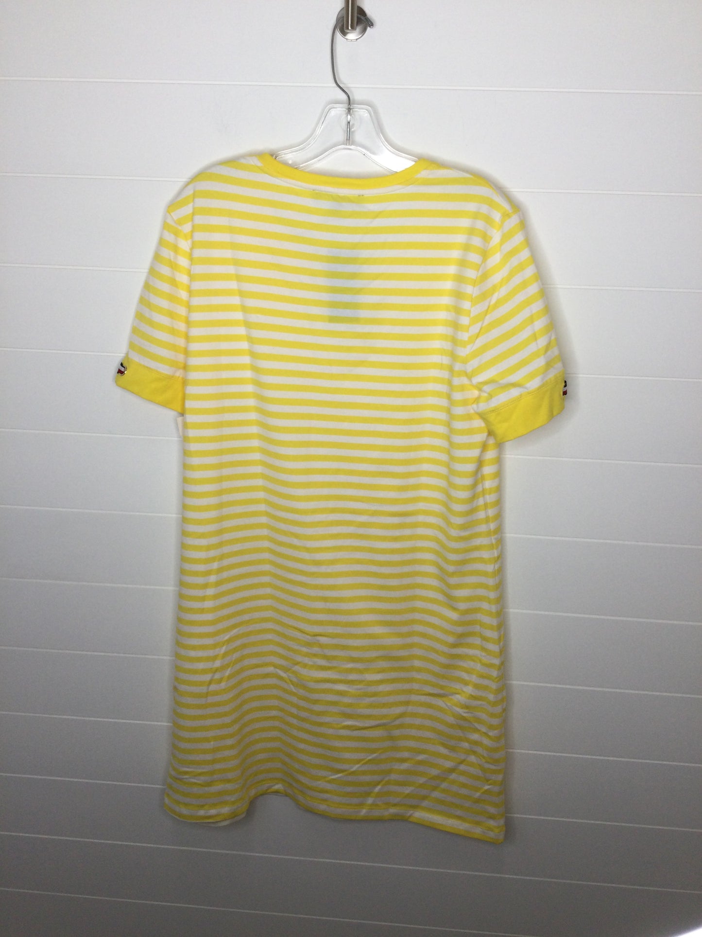 Dress Casual Short By Tommy Hilfiger Size: Xl