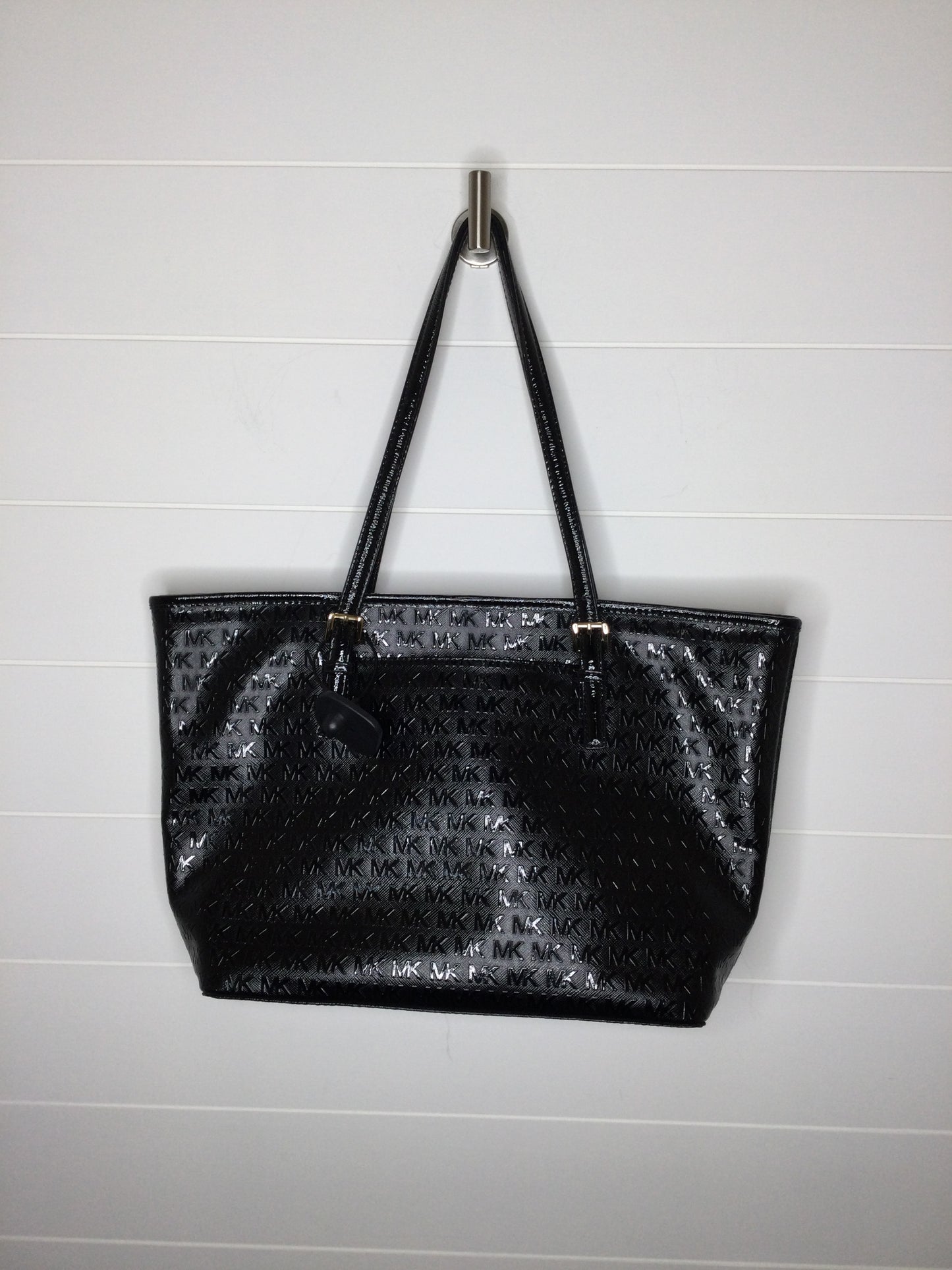 Handbag Designer By Michael By Michael Kors Size: Medium