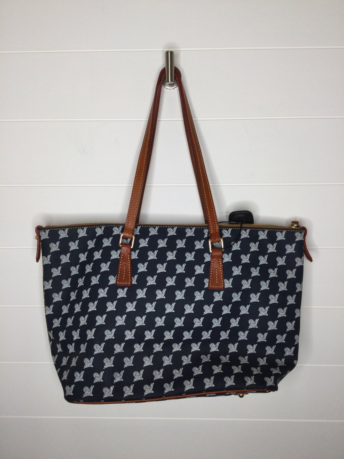 Handbag Designer By Dooney And Bourke Size: Large