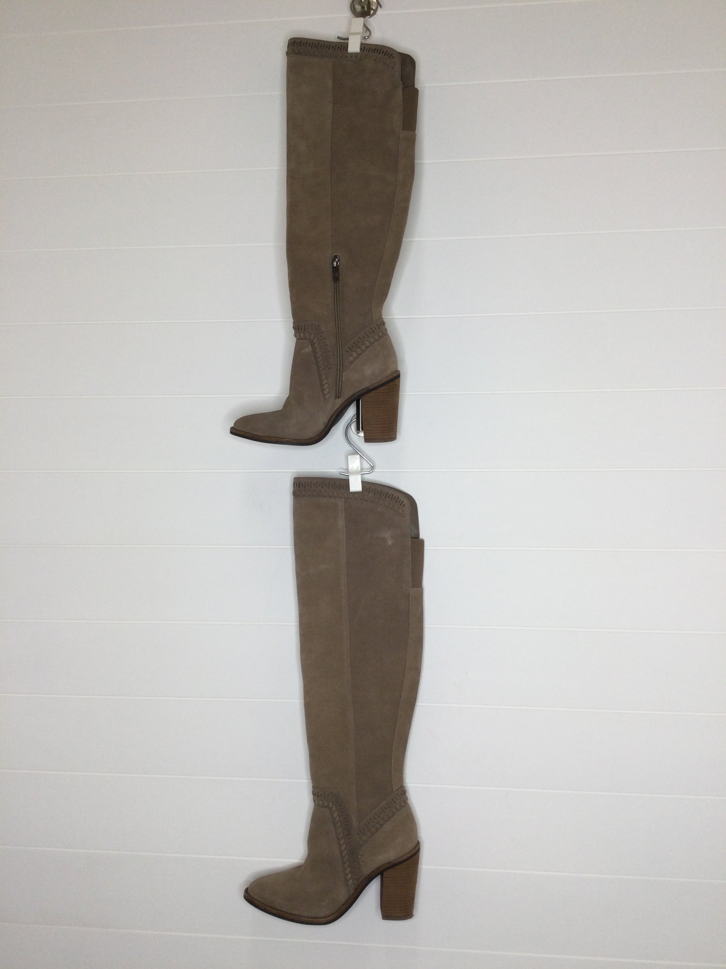 Boots Knee Heels By Vince Camuto Size: 7.5