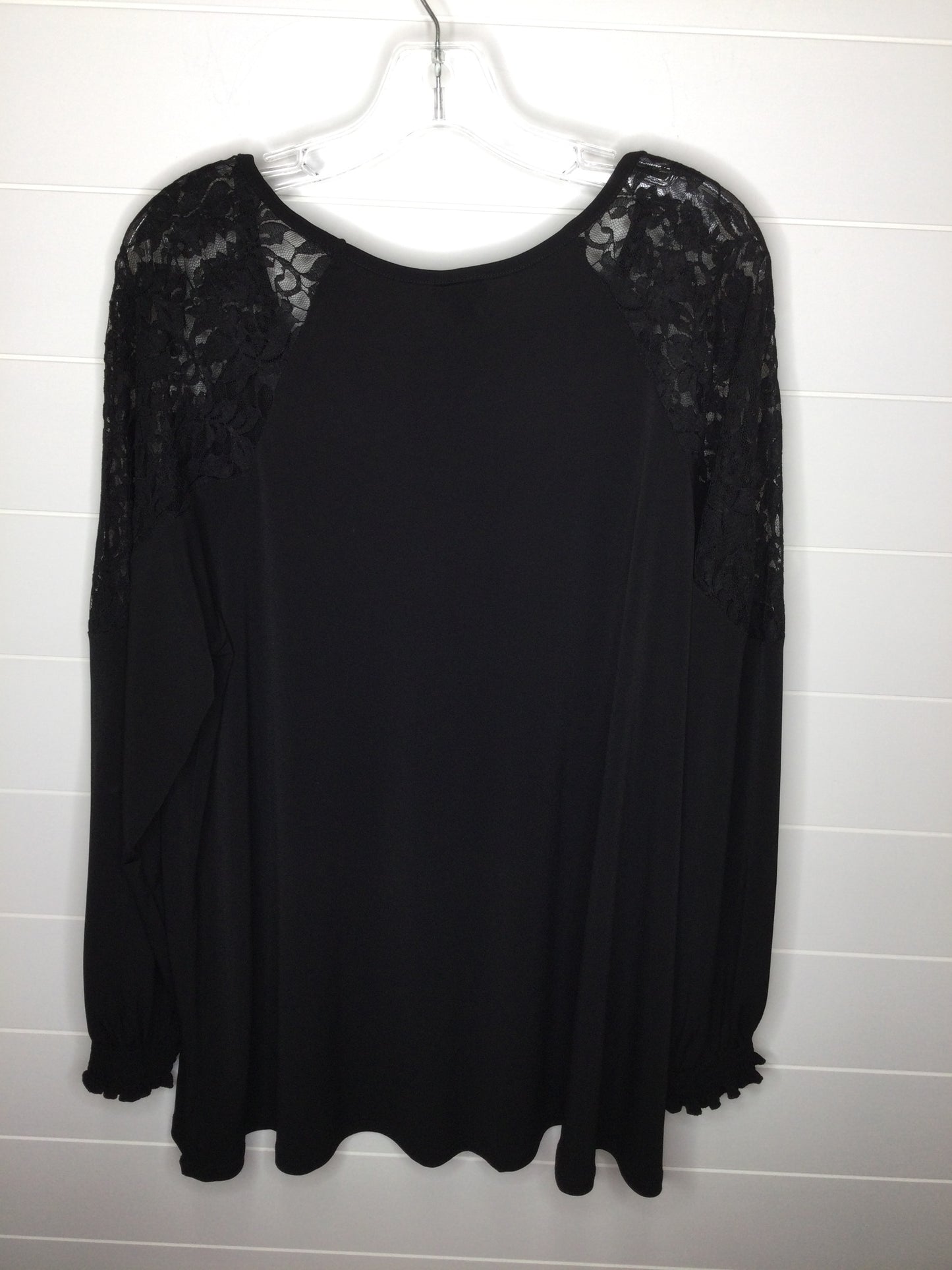 Top Long Sleeve By Torrid Size: 2x