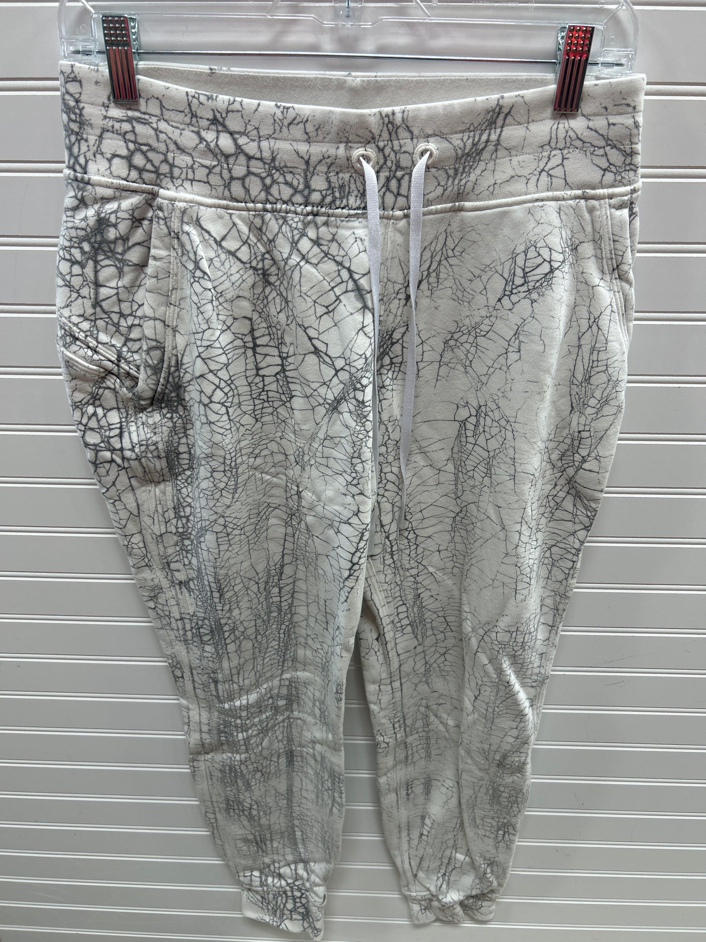Athletic Pants By Lululemon In Camouflage Print, Size:8