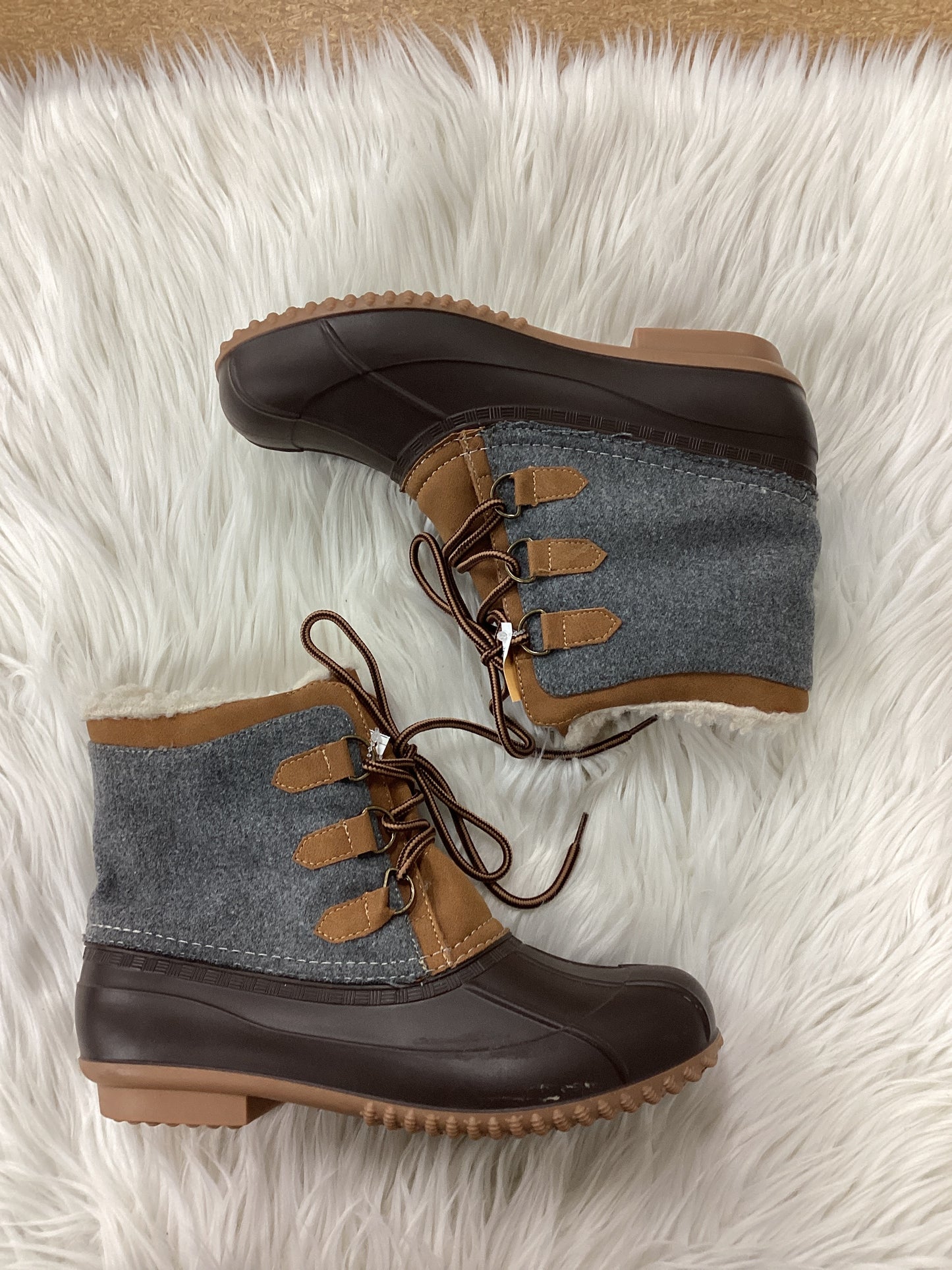 Boots Snow By Just Fab In Grey & Tan, Size:9.5