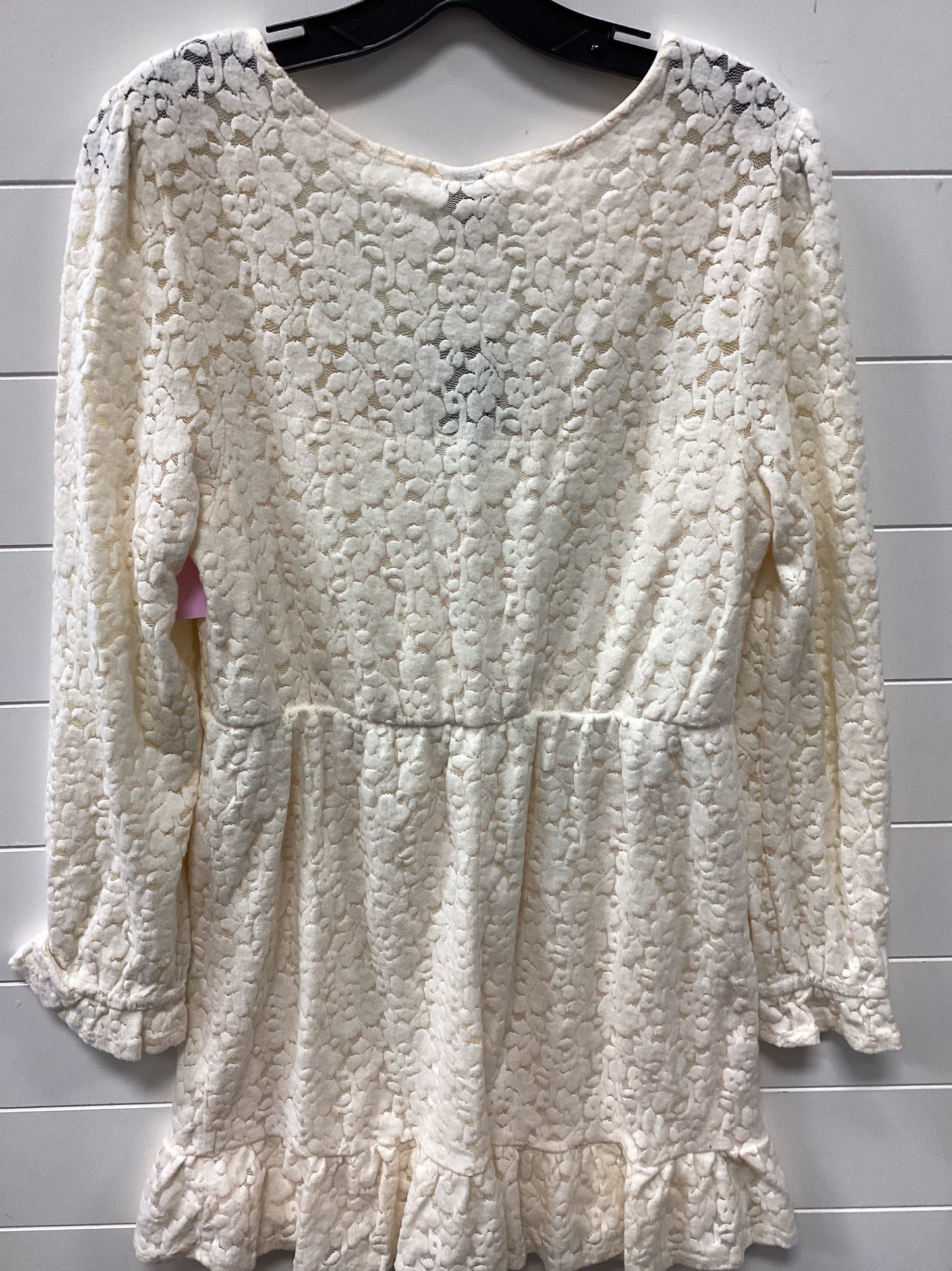 Dress Casual Short By Wild Fable In Cream, Size:L