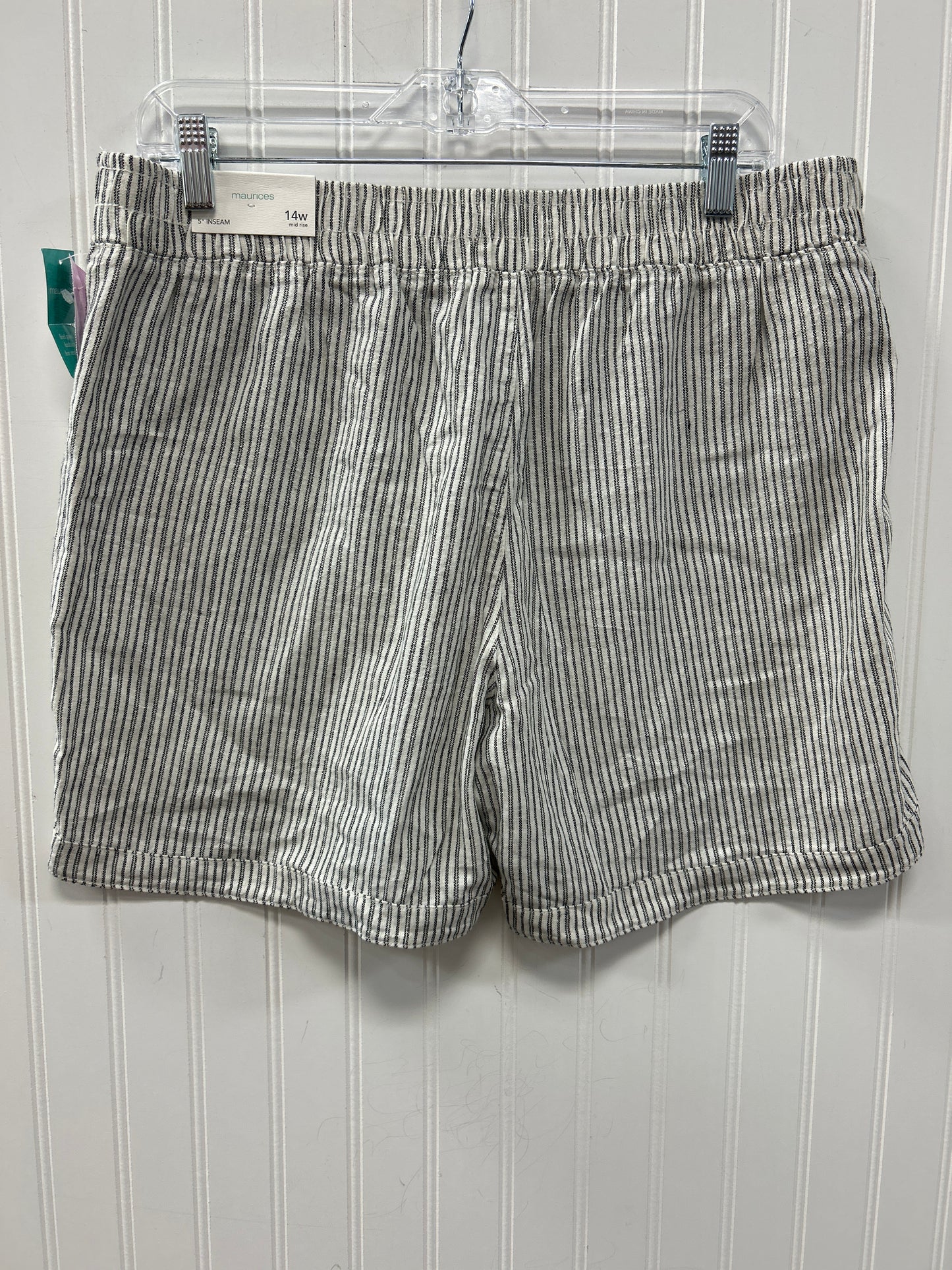 Shorts By Maurices In Cream, Size:14