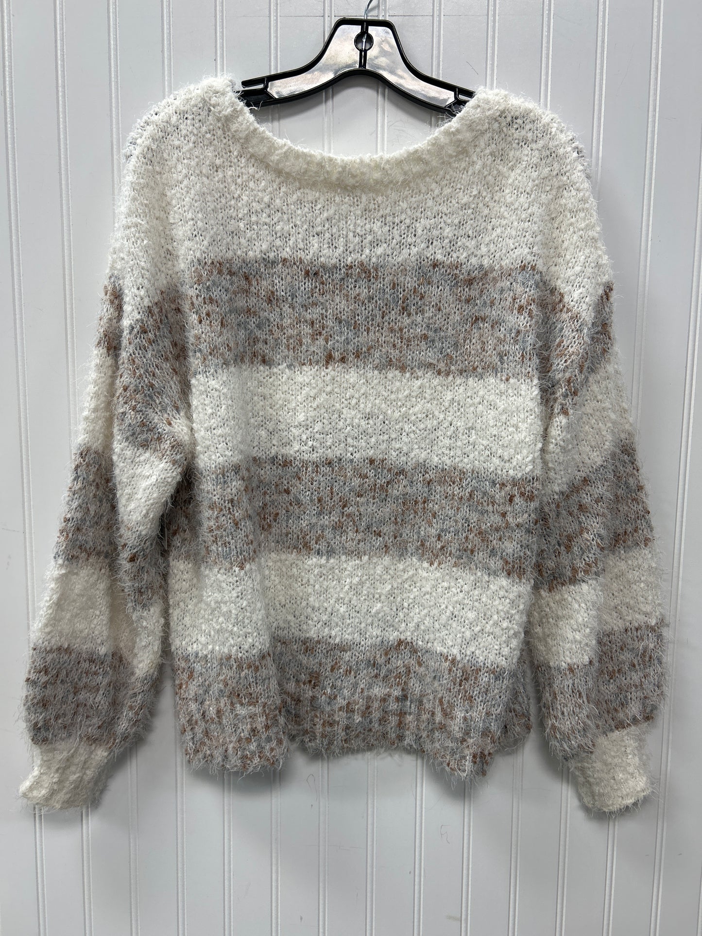 Sweater By Maurices In White, Size:L