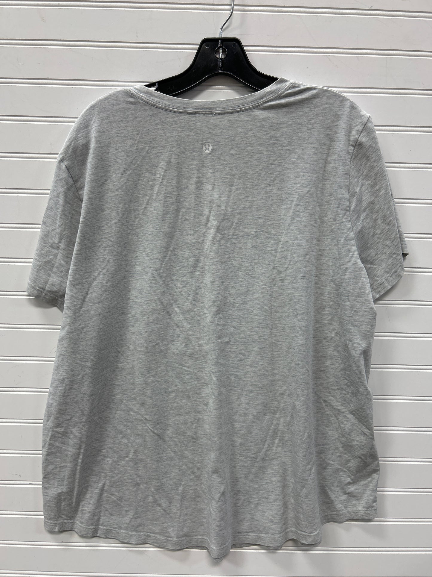 Athletic Top Ss By Lululemon In Grey, Size:L
