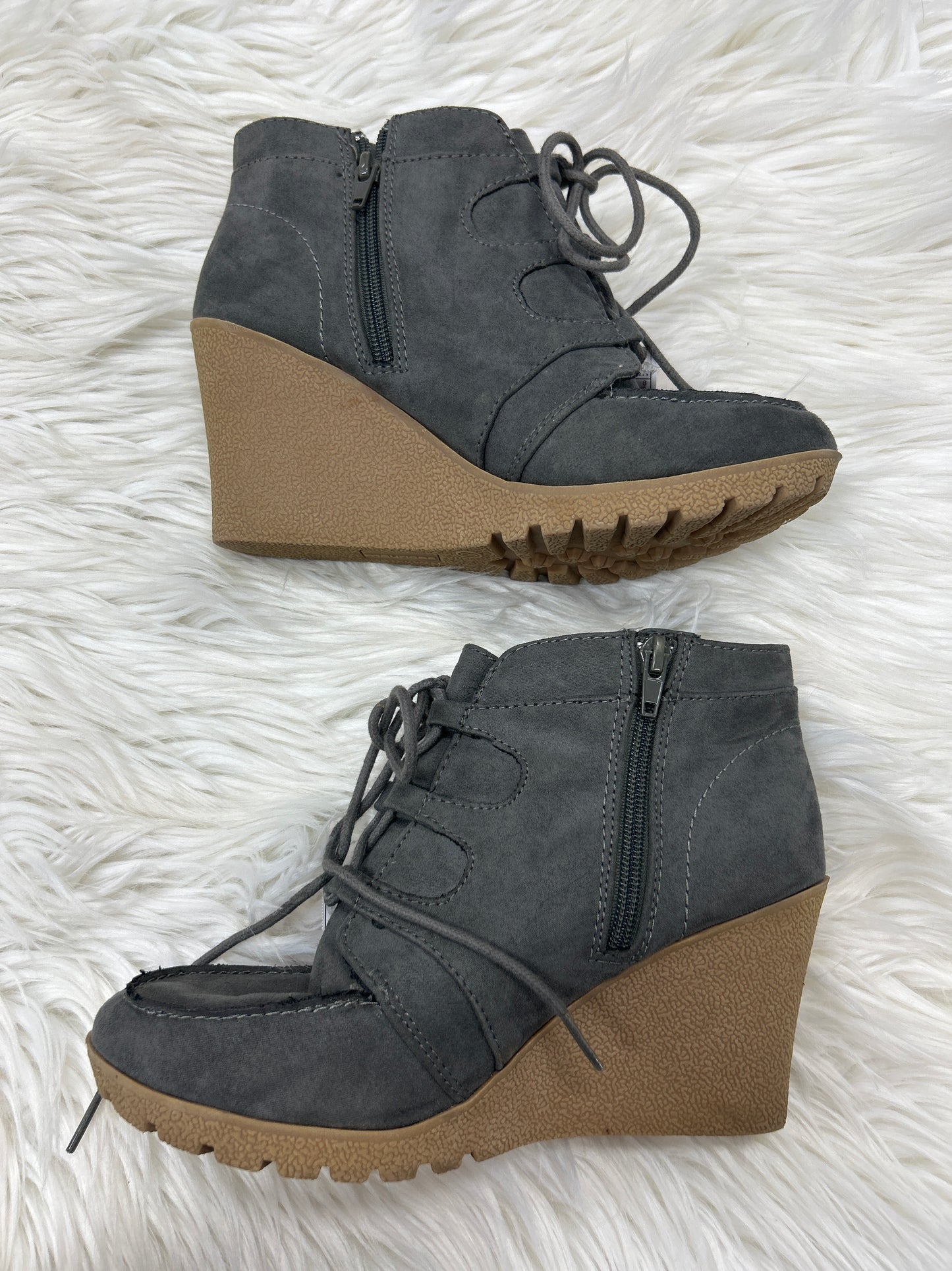 Boots Ankle Heels By Maurices In Grey, Size:8