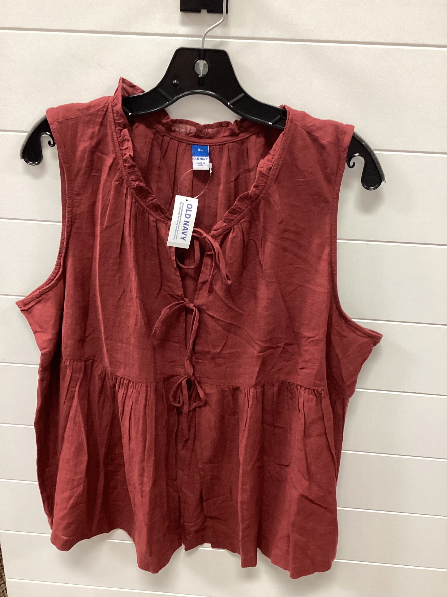 Top Sleeveless By Old Navy In Red, Size:XL