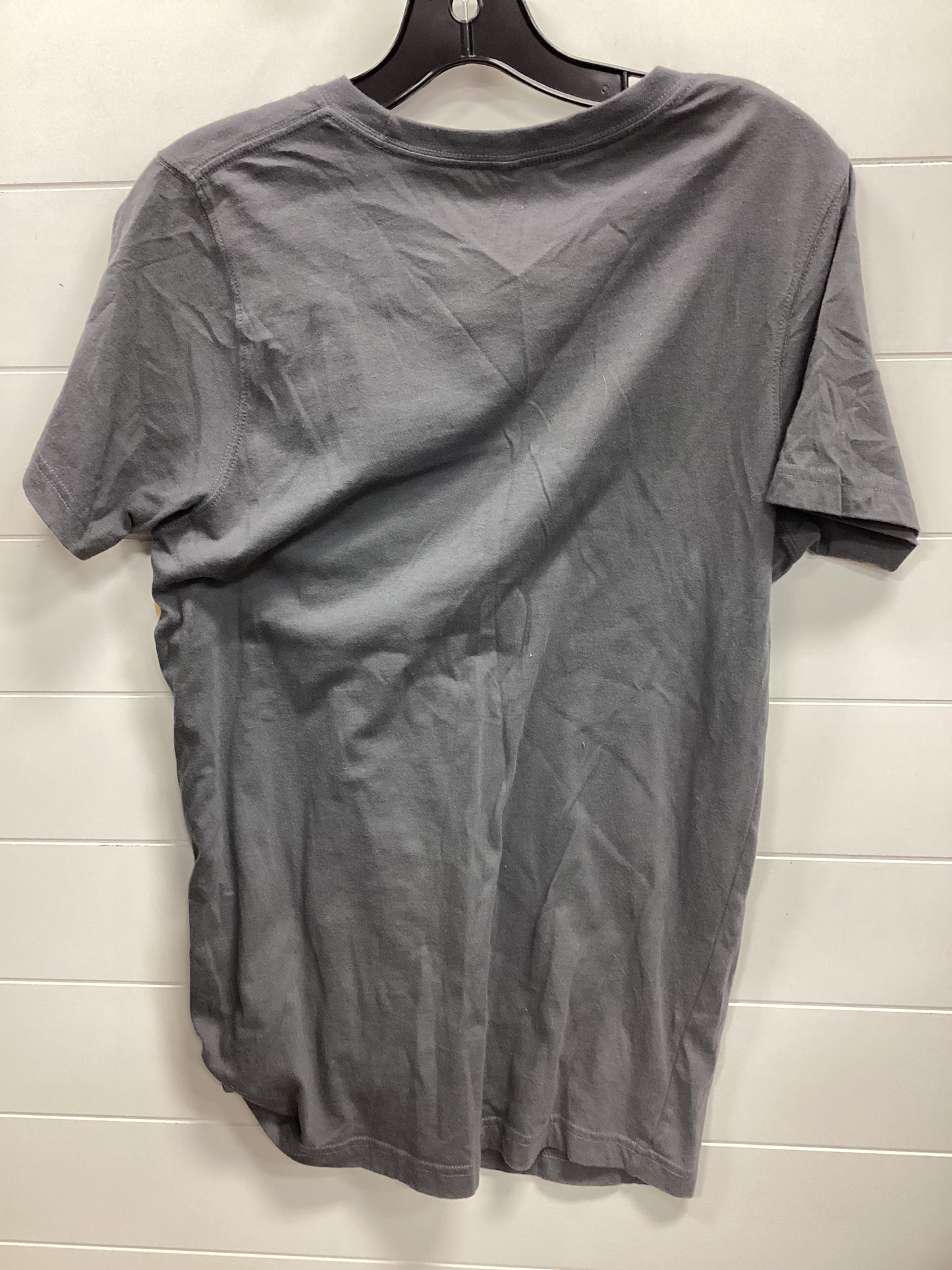Top Ss By Clothes Mentor In Grey, Size:M
