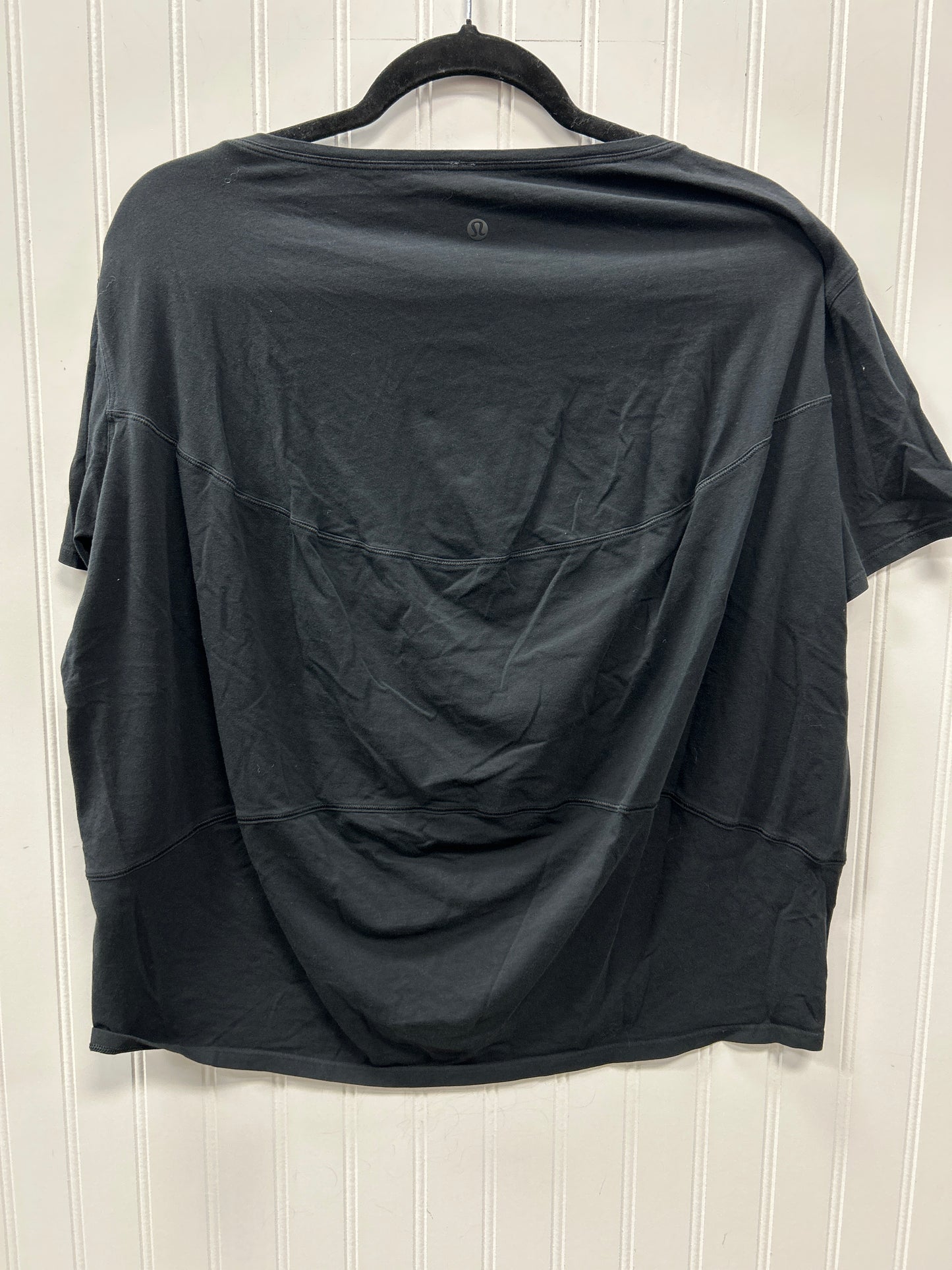 Athletic Top Ss By Lululemon In Black, Size:M