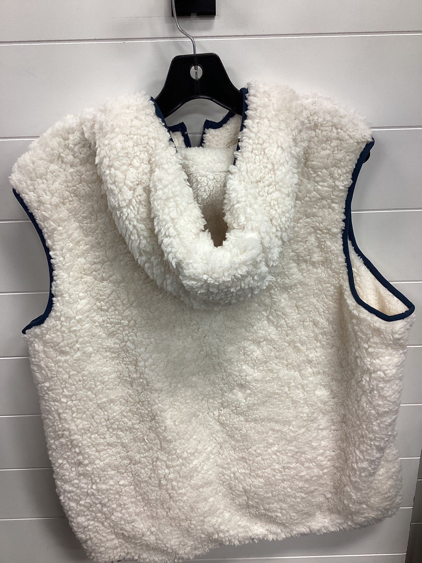 Vest Faux Fur & Sherpa By Weatherproof In White, Size:Xxl