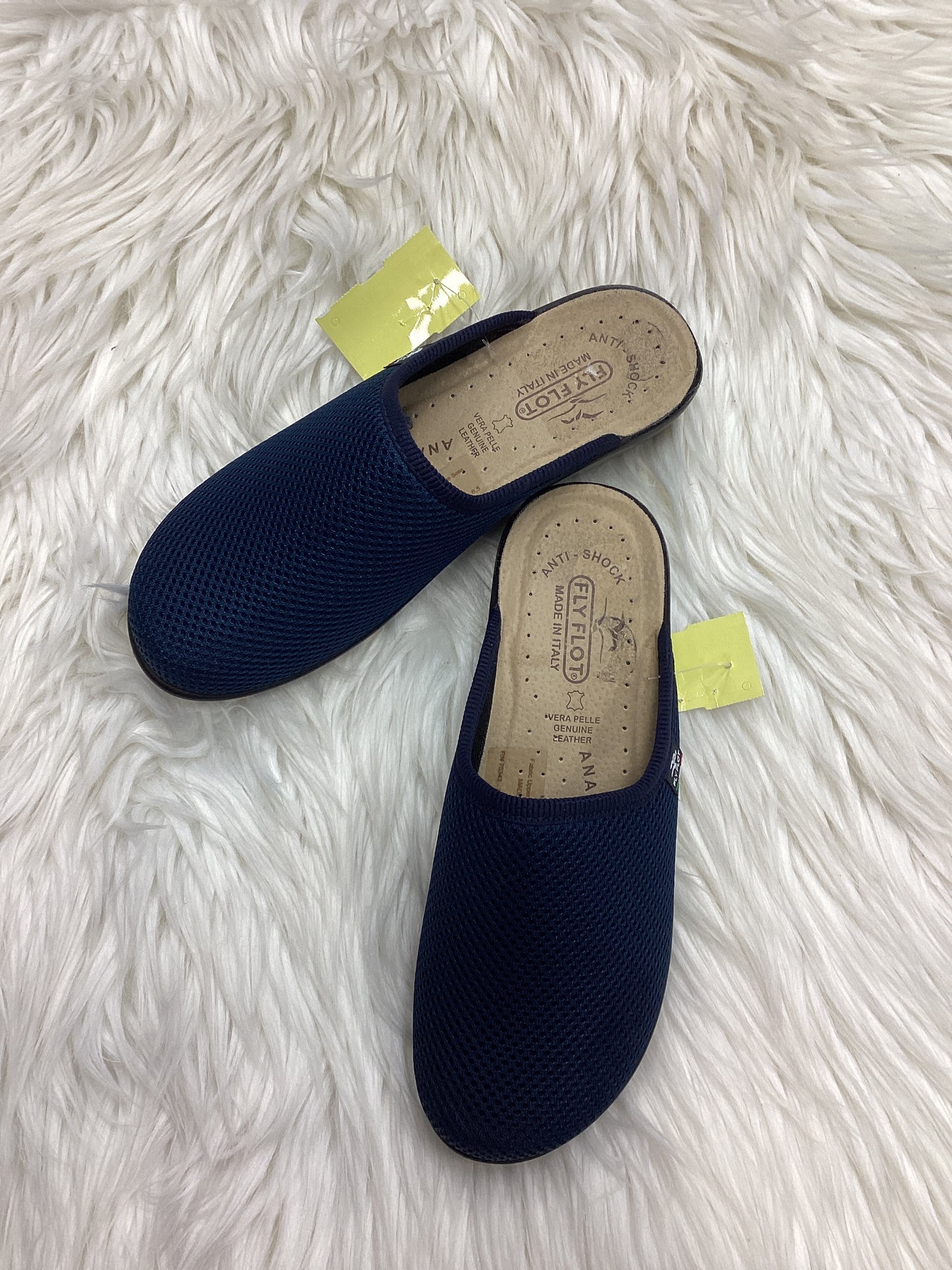 Shoes Flats By Cmc In Navy, Size:6.5
