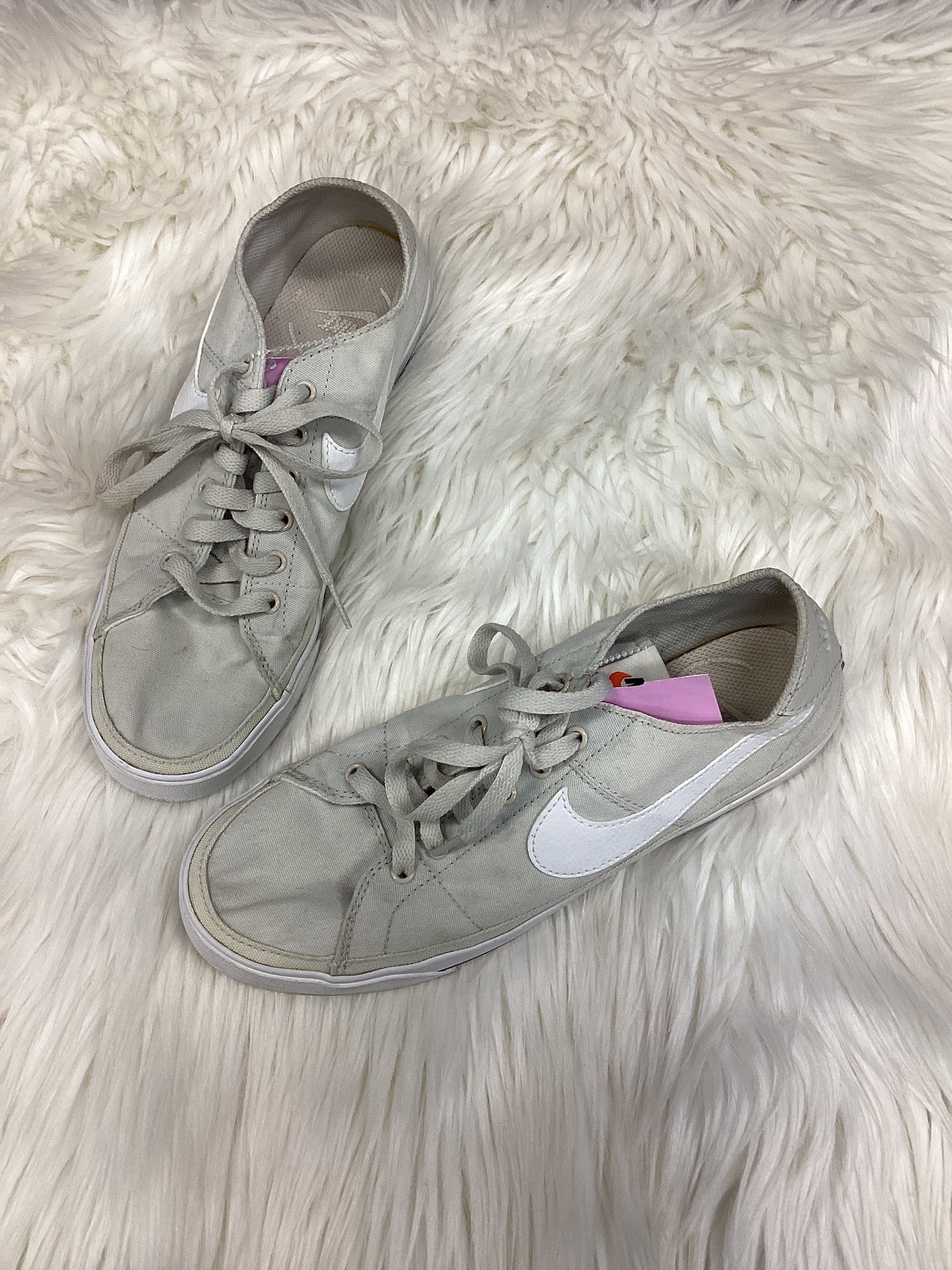 Shoes Flats By Nike In Tan, Size:9