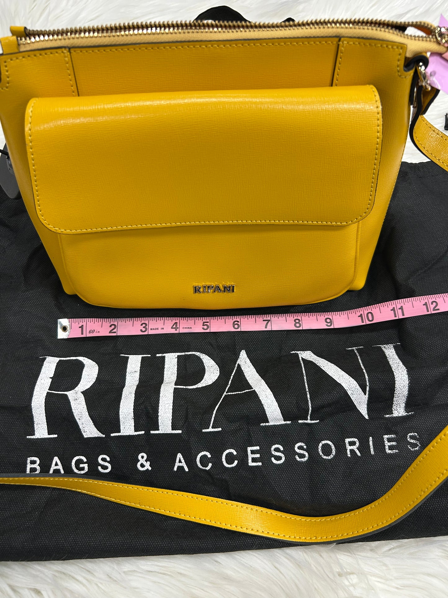 Handbag Leather By Cma In Yellow, Size:Medium