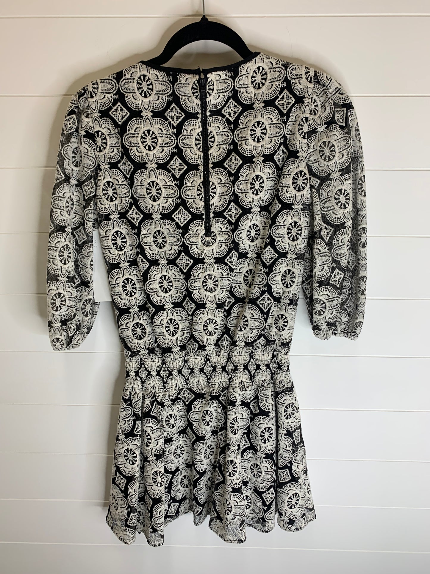 Tunic Long Sleeve By Alice + Olivia Size: Xs