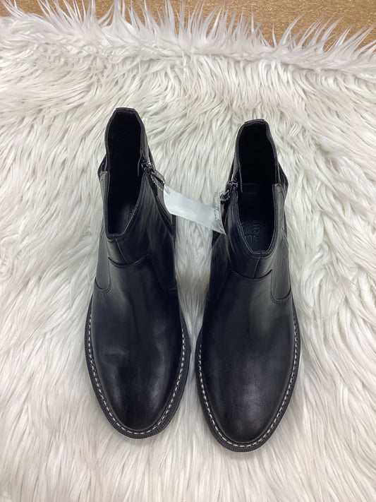 Boots Ankle Flats By Naturalizer In Black, Size:7.5
