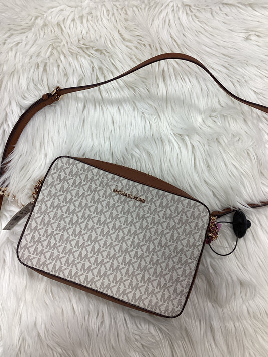 Handbag Designer By Michael Kors In Cream, Size:Medium