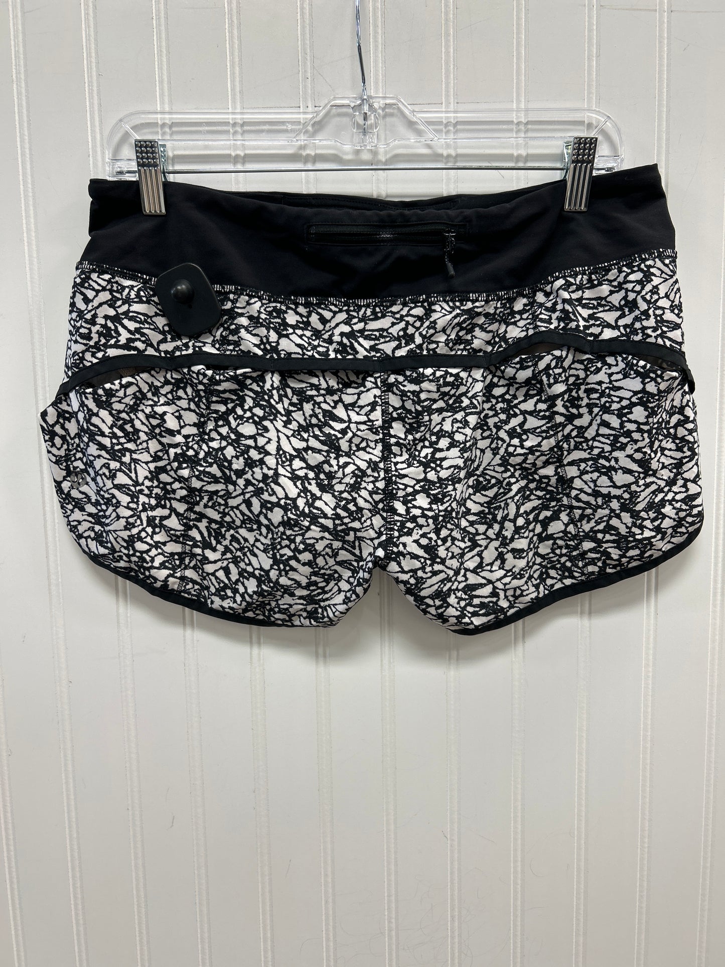 Athletic Shorts By Lululemon In Black & White, Size:8