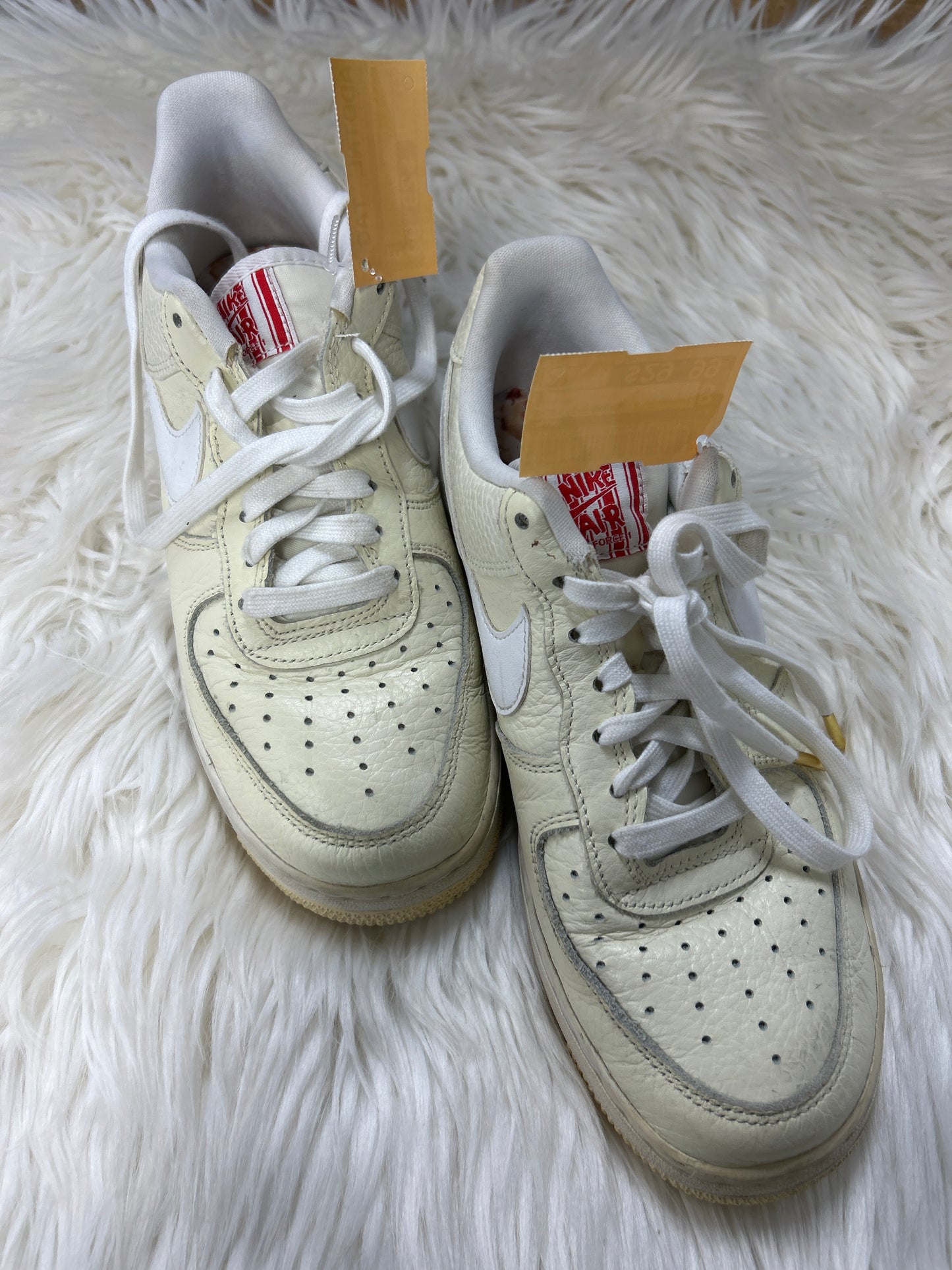 Shoes Sneakers By Nike In Yellow, Size:8