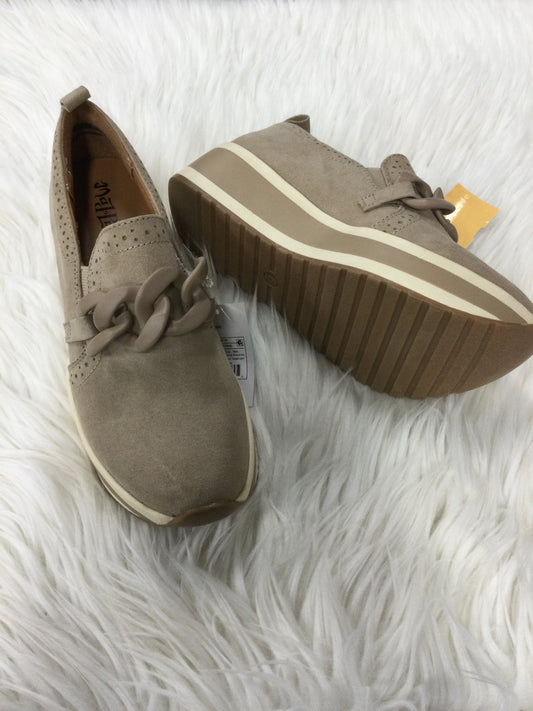 Shoes Sneakers Platform By Mad Love In Tan, Size:6
