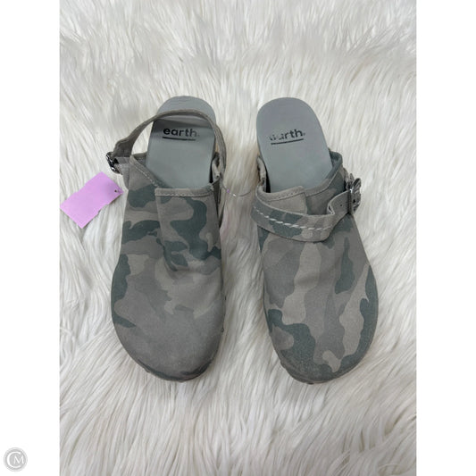 Shoes Heels Block By Earth In Grey, Size: 8