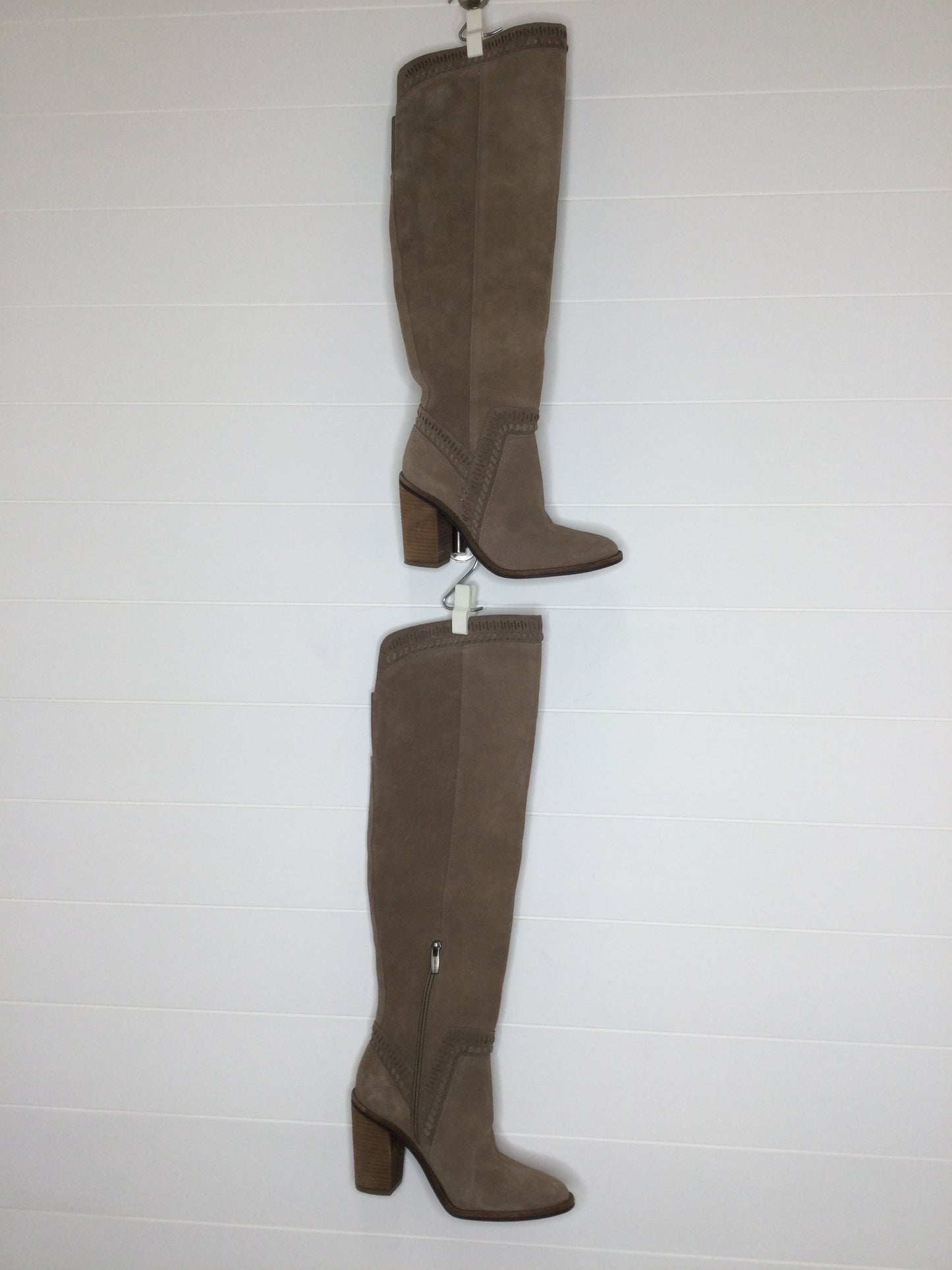 Boots Knee Heels By Vince Camuto  Size: 7.5