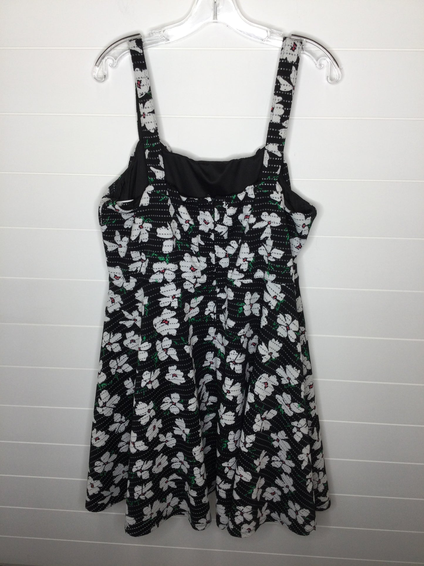 Dress Casual Midi By Torrid  Size: 2x