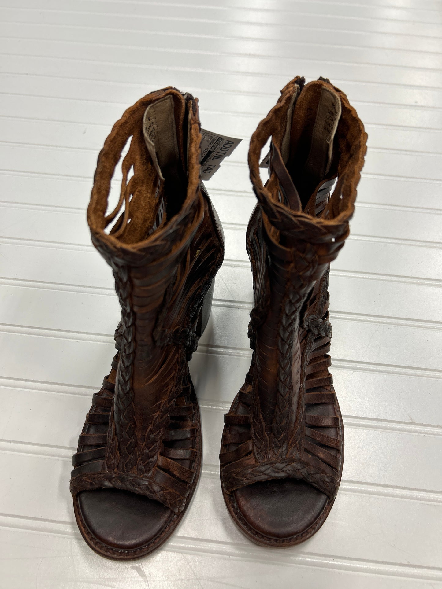 Sandals Heels Block By Freebird In Brown, Size:9