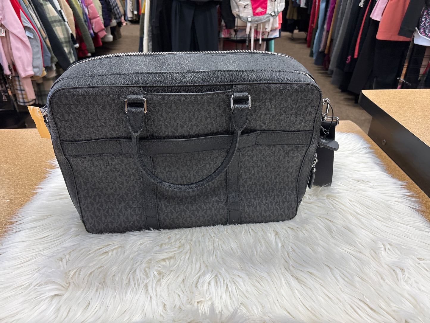 Handbag Designer By Michael Kors In Black, Size:Medium