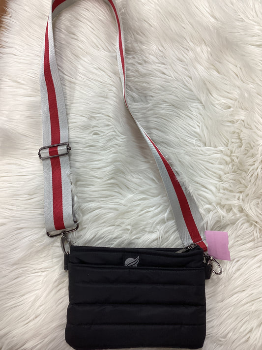 Crossbody By Cmc In Black, Size:Small
