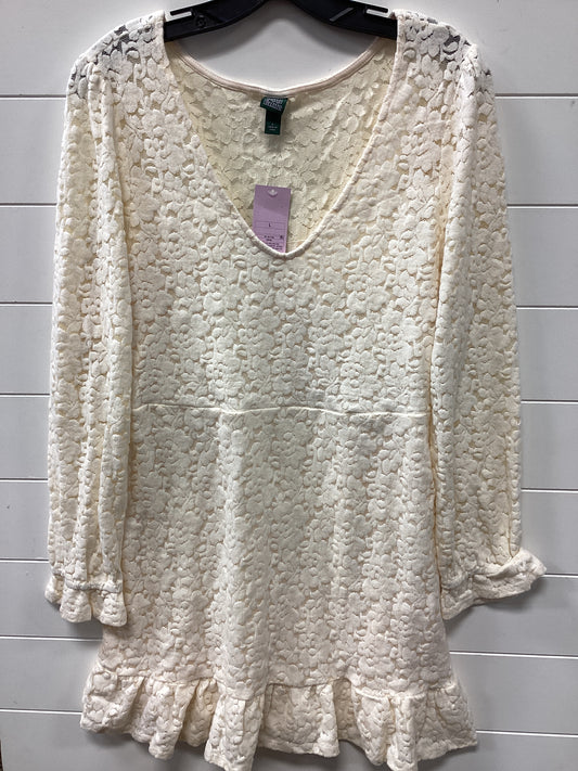 Dress Casual Short By Wild Fable In Cream, Size:L