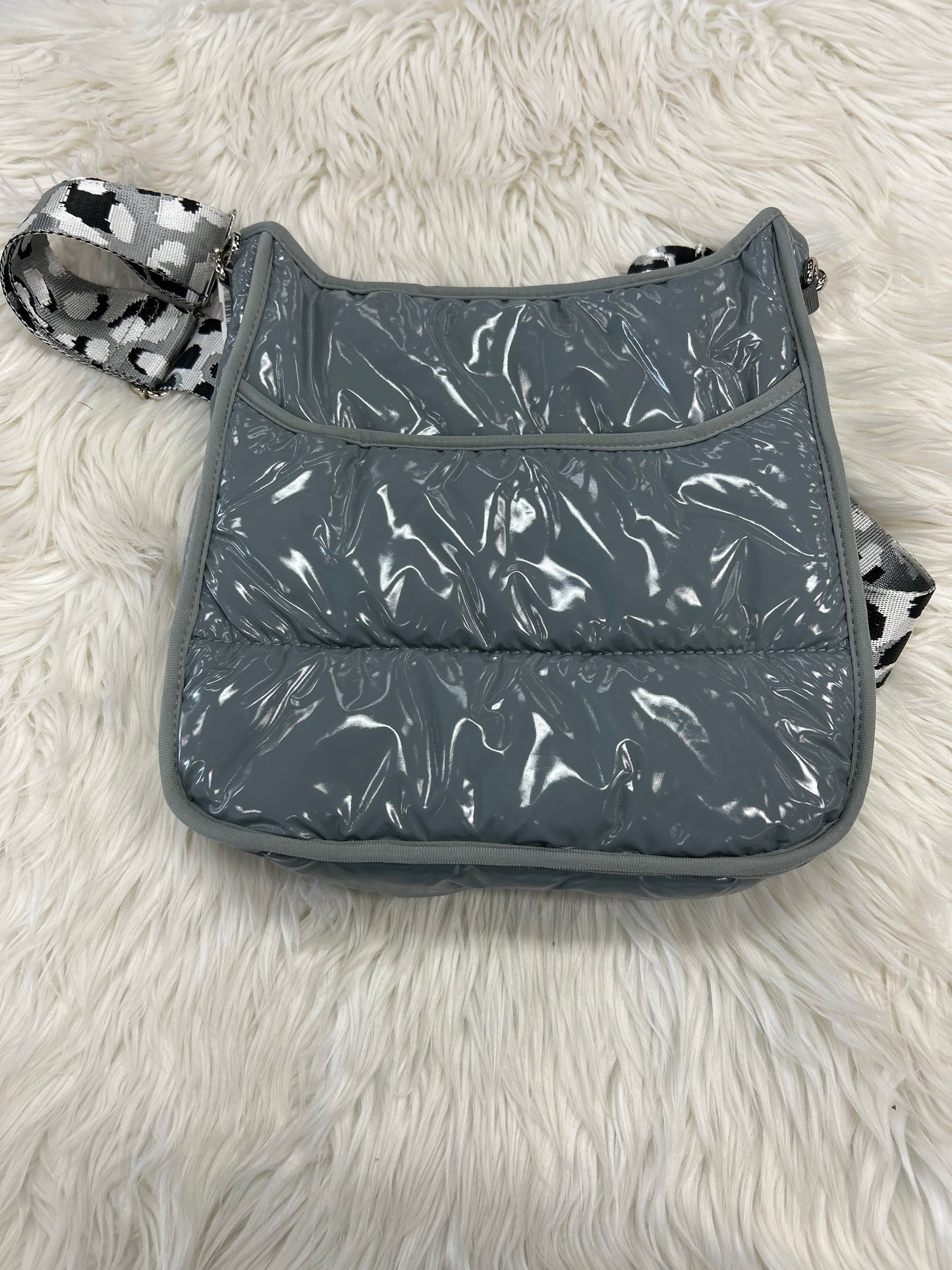 Crossbody By Cmc In Grey, Size:Medium