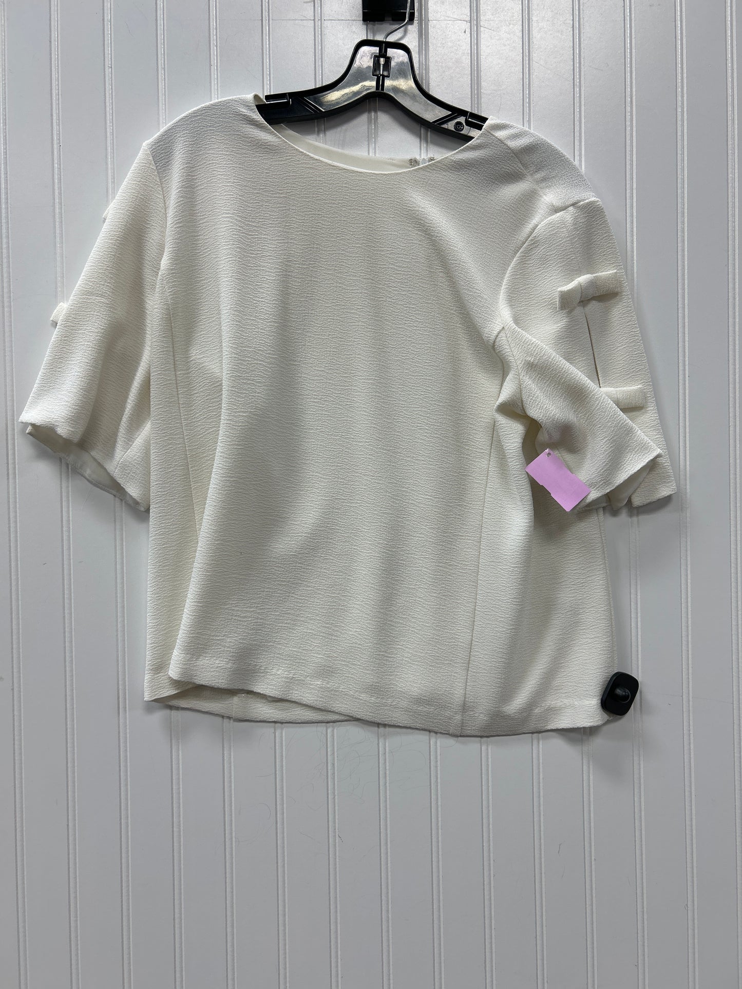 Blouse Ss By Clothes Mentor In Cream, Size:L