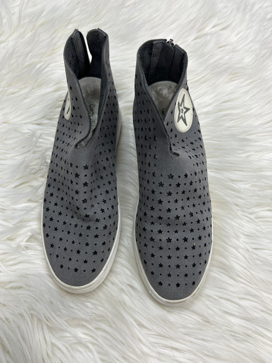 Shoes Sneakers By Cmc In Grey, Size:7