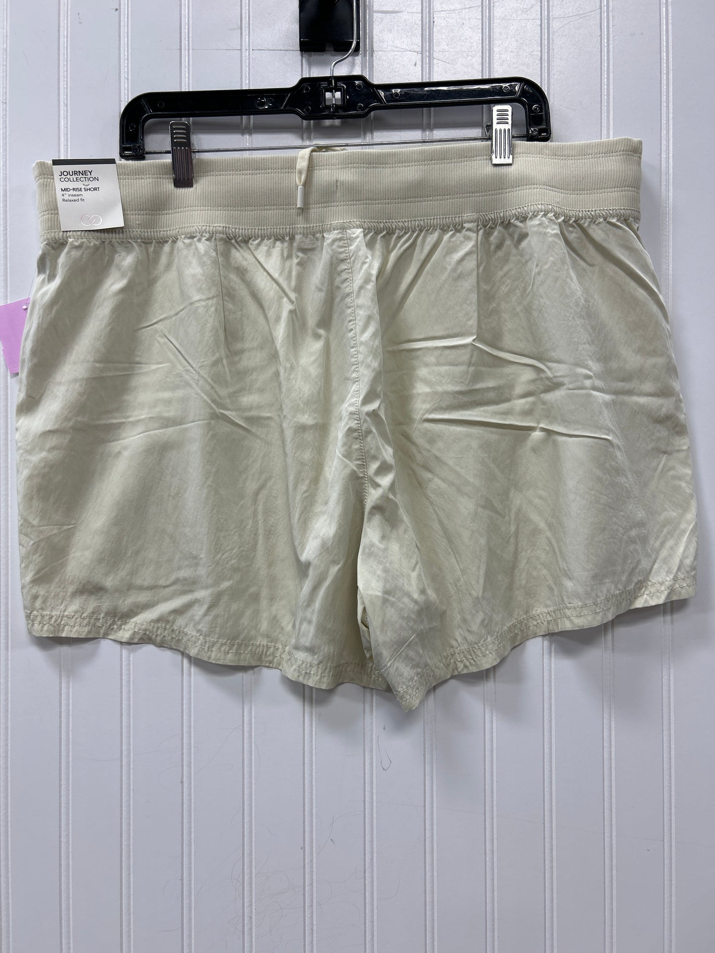 Athletic Shorts By Calia In Cream, Size:1X