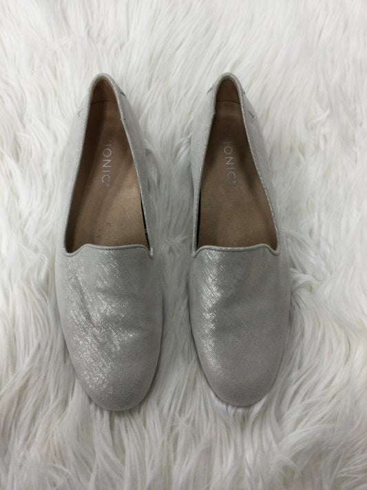 Shoes Flats By Vionic In Silver, Size:7.5