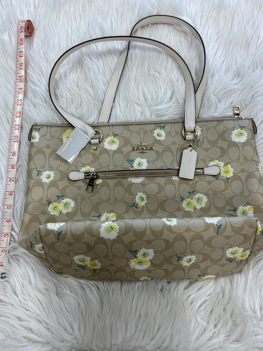Handbag Designer By Coach In Tan & Yellow, Size:Large
