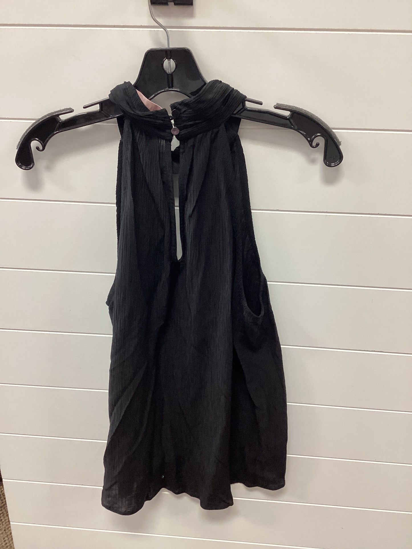 Top Sleeveless By Cmc In Black, Size:L