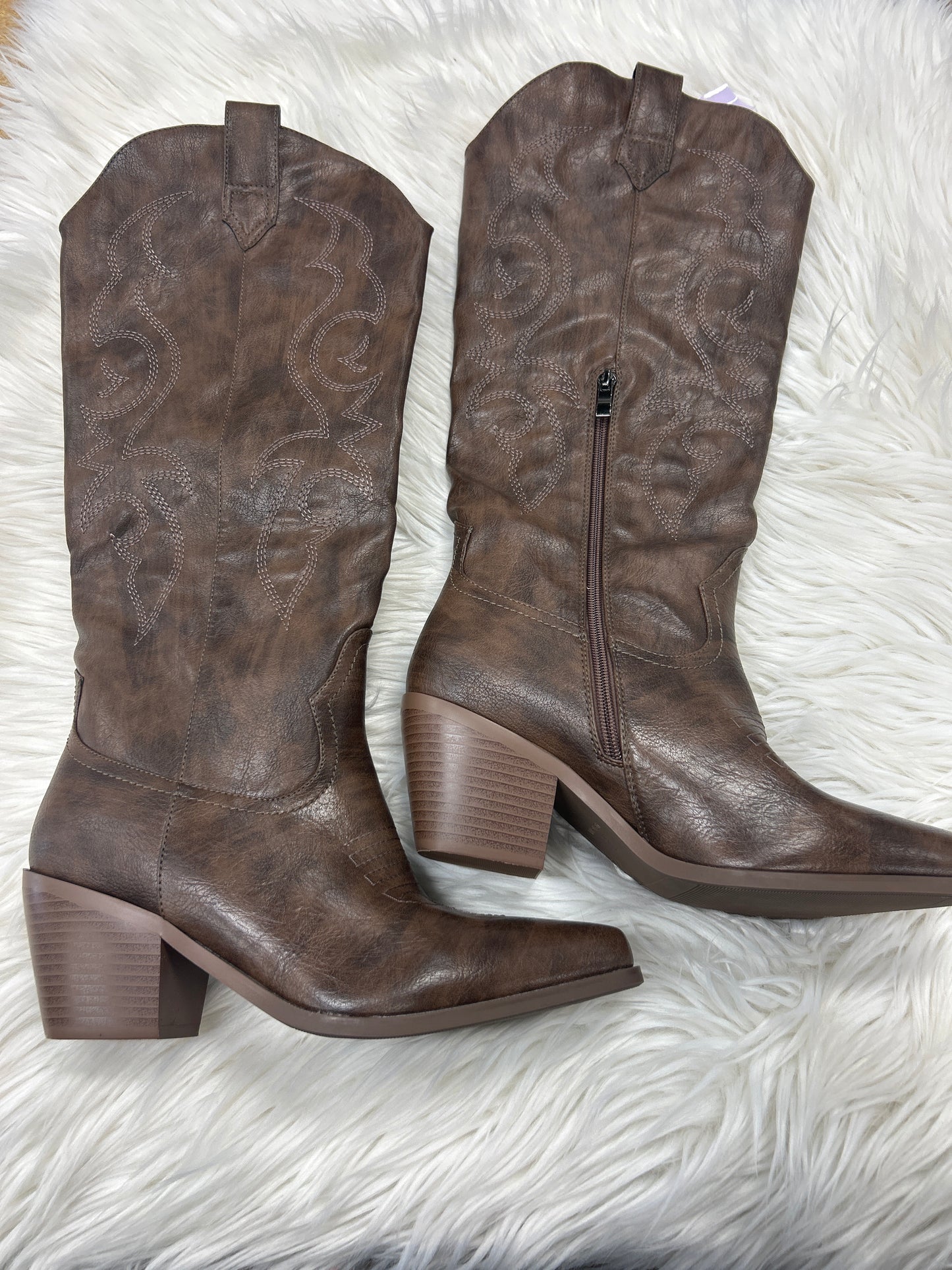Boots Western By Clothes Mentor In Brown, Size:9