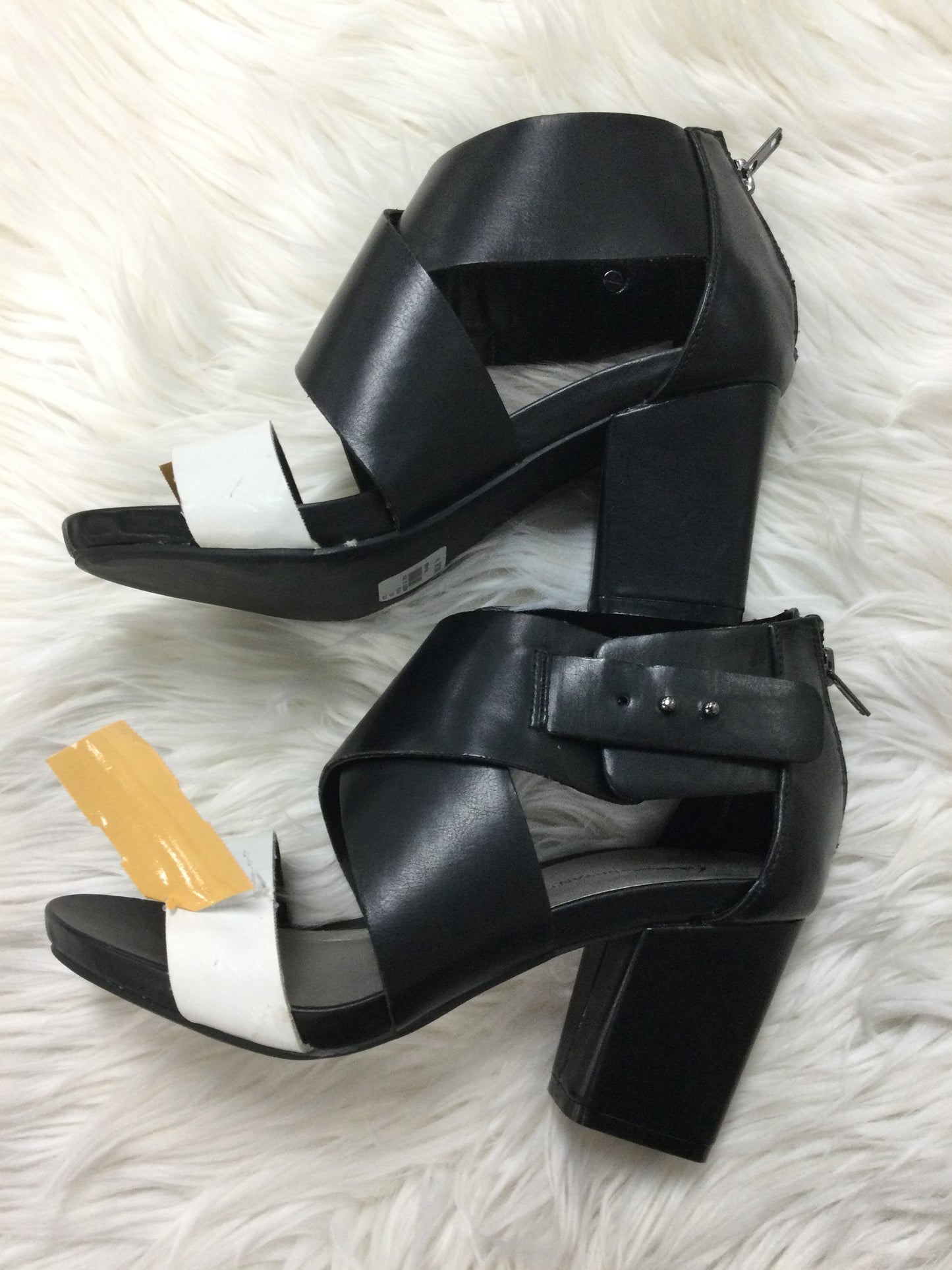 Sandals Heels Block By Lane Bryant In Black & White, Size:7