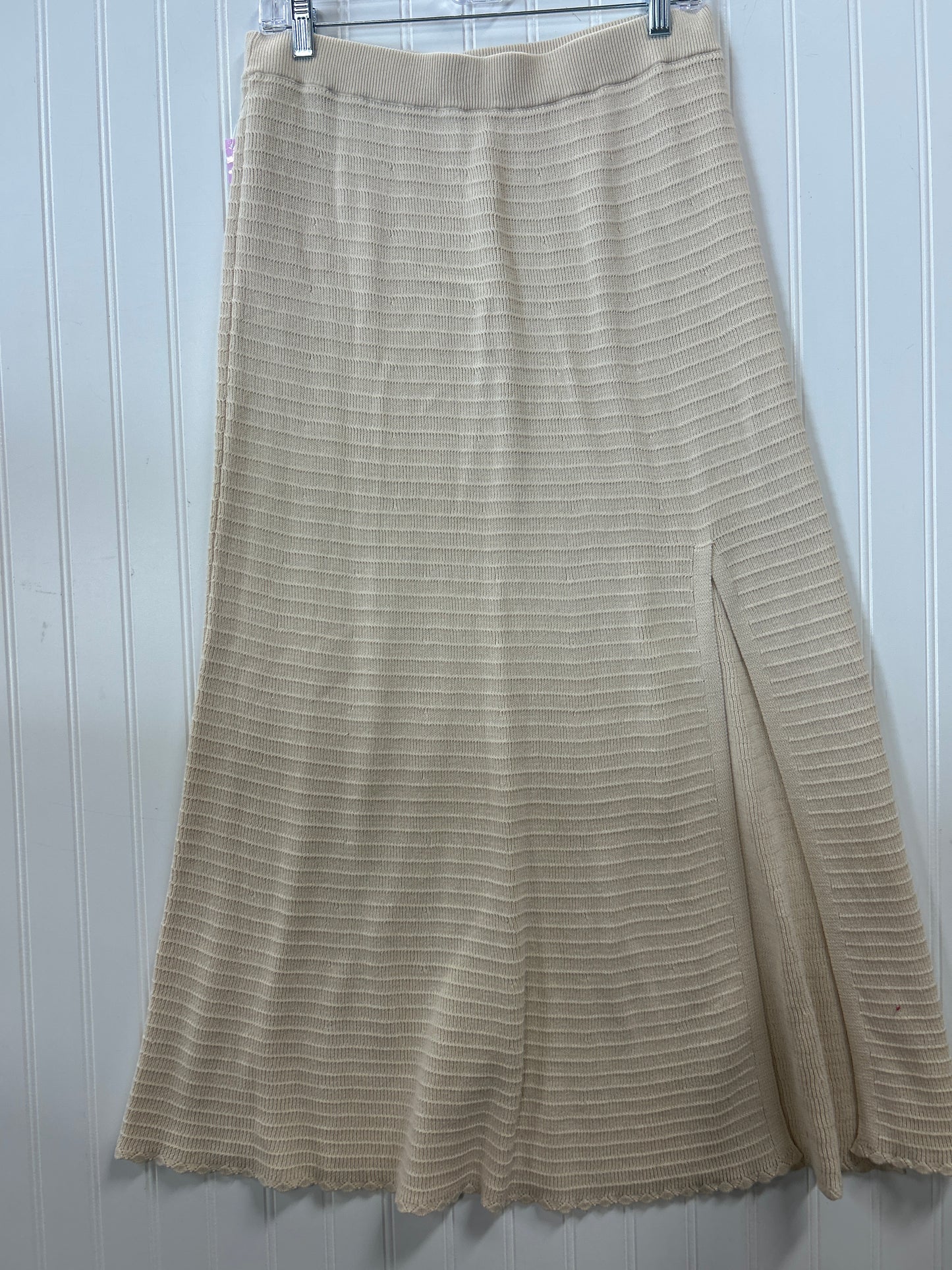 Skirt Maxi By Clothes Mentor In Cream, Size:L