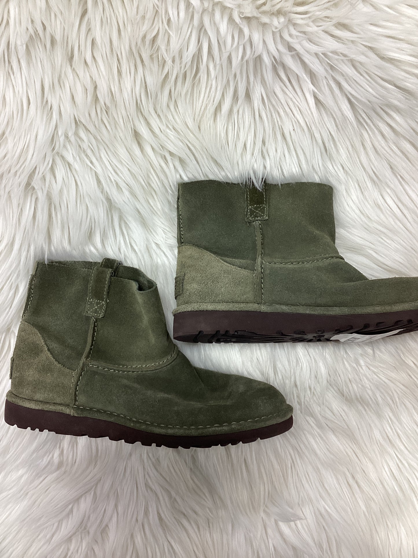 Boots Designer By Ugg In Green, Size:8