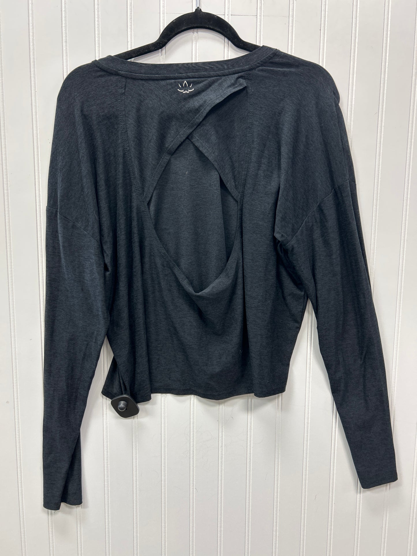 Athletic Top Ls Crewneck By Beyond Yoga In Black, Size:L