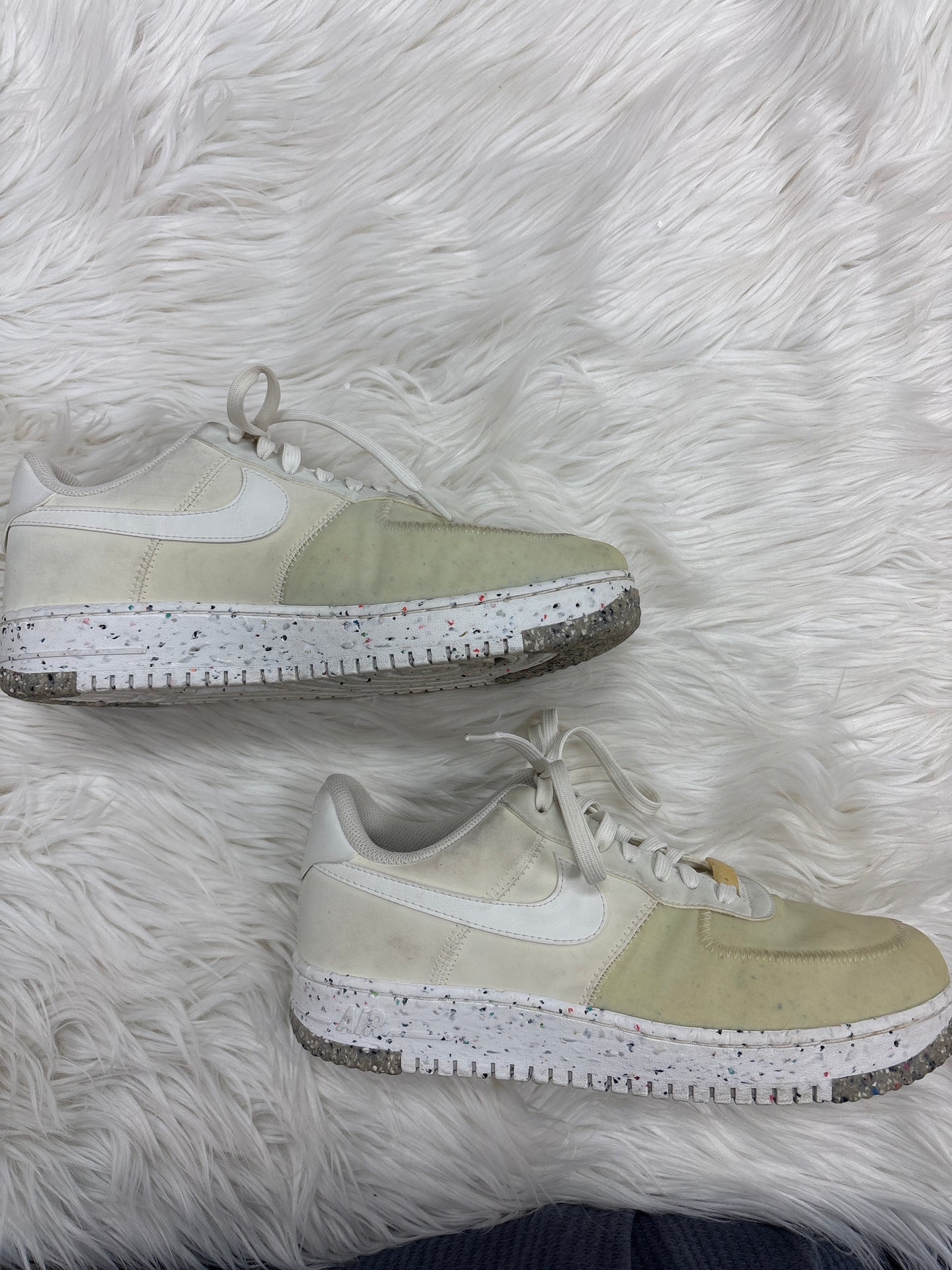 Shoes Sneakers By Nike In Cream & Green, Size:10.5