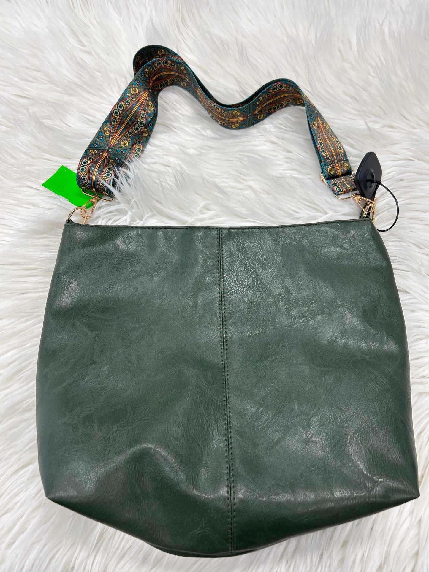 Handbag By Clothes Mentor In Green, Size:Medium