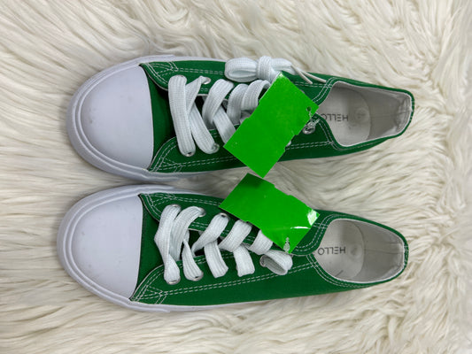 Shoes Sneakers By Clothes Mentor In Green, Size:7