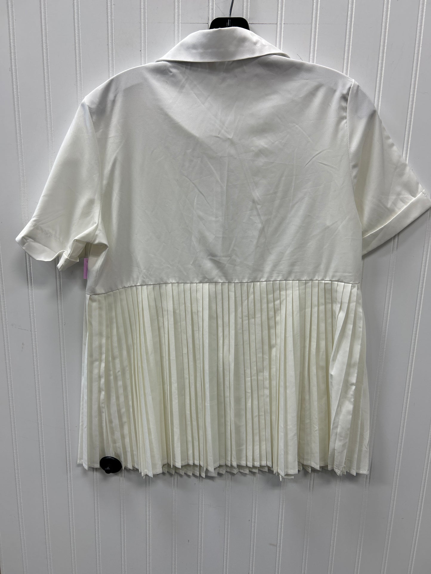Blouse Ss By Clothes Mentor In White, Size:M